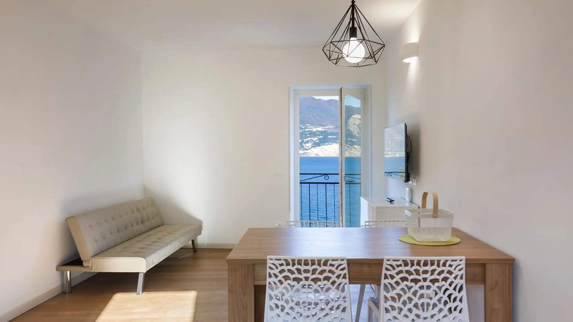 Casa Karin-Vista Lago Torri Del Benaco Apartment