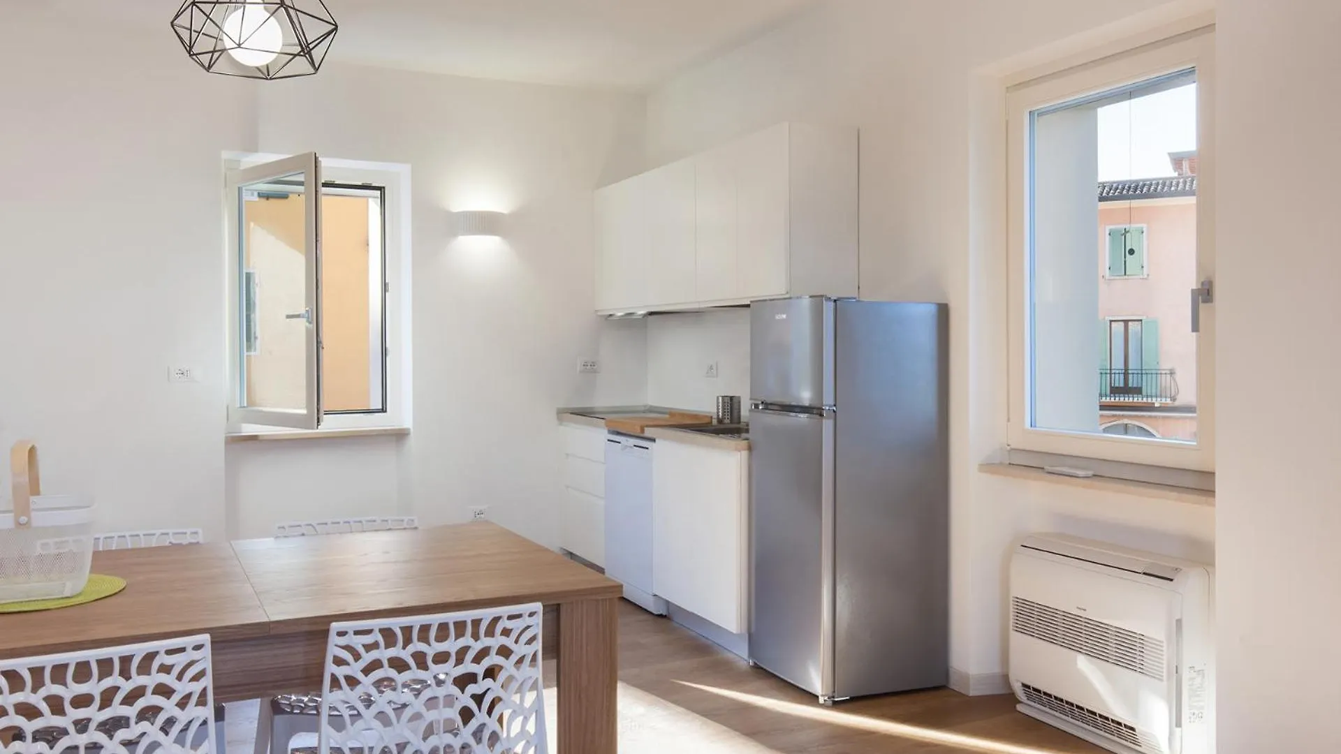 Casa Karin-Vista Lago Torri Del Benaco Apartment