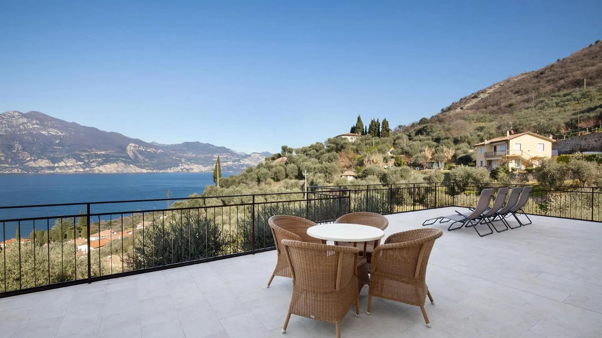Apartment Casa Karin-Vista Lago Torri Del Benaco